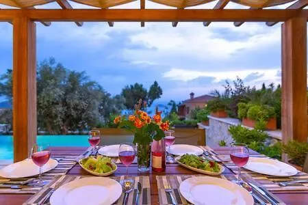 Yuzbir Villa *
