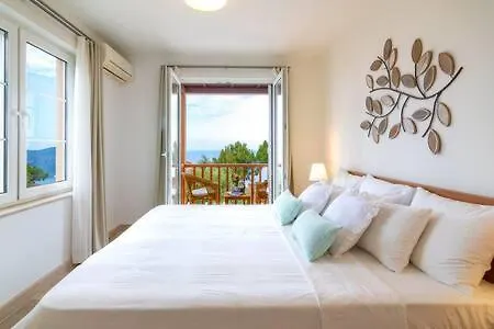 Villa Yuzbir Kas
